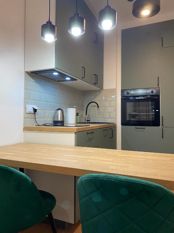 Airport Green Apartment Kl21 - Air Condition & Free Parking Warszawa Eksteriør bilde