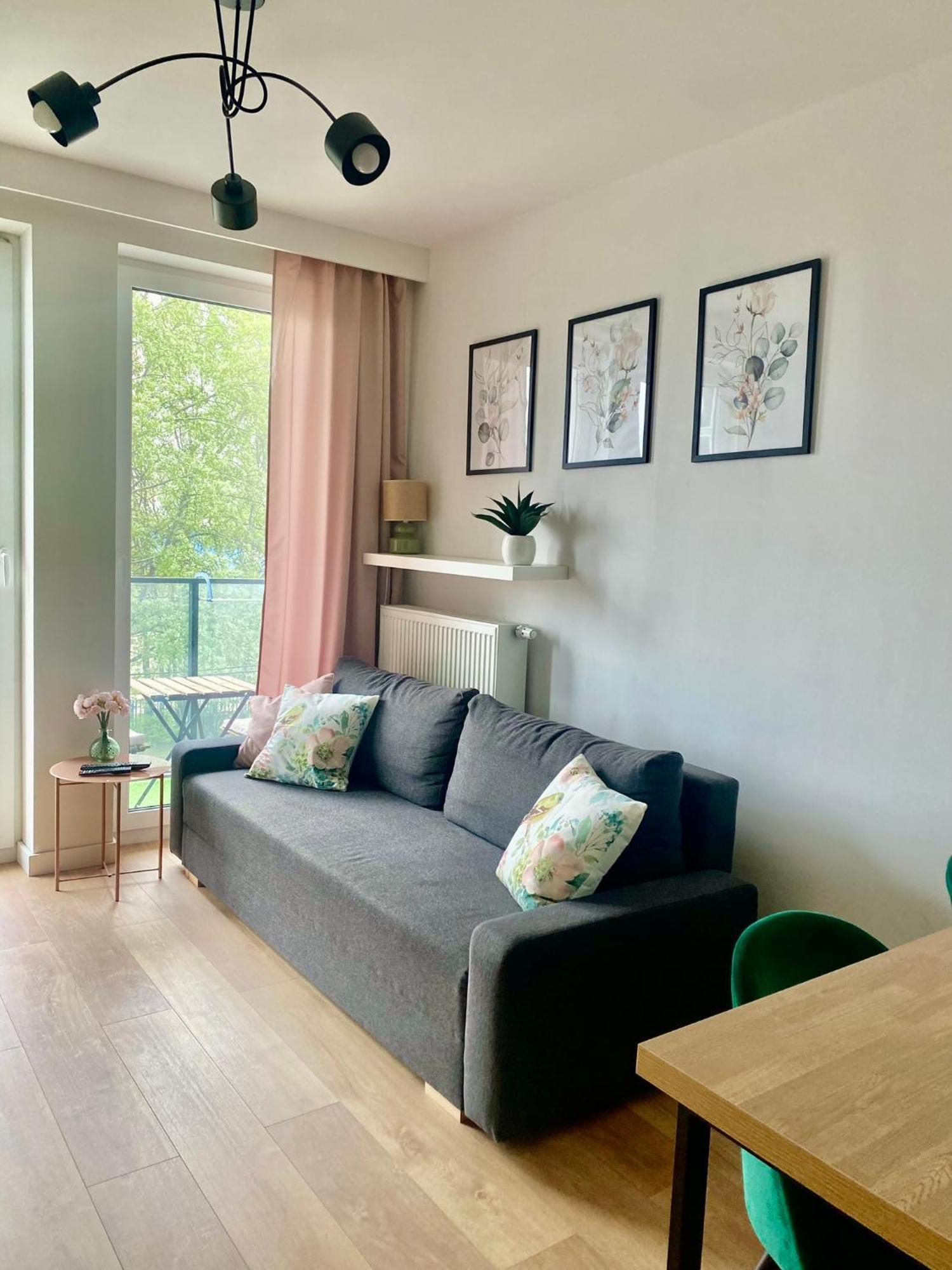 Airport Green Apartment Kl21 - Air Condition & Free Parking Warszawa Eksteriør bilde