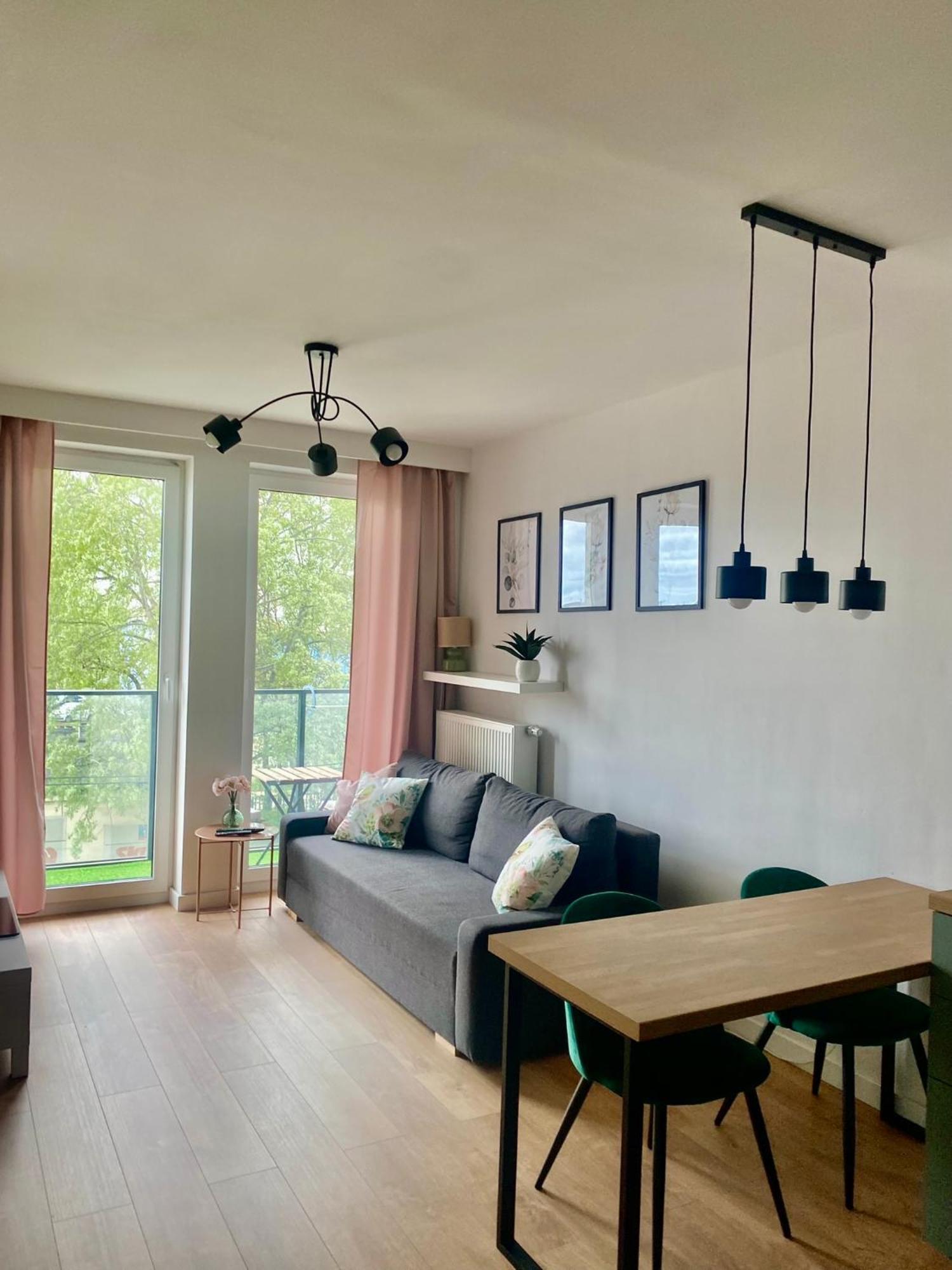 Airport Green Apartment Kl21 - Air Condition & Free Parking Warszawa Eksteriør bilde